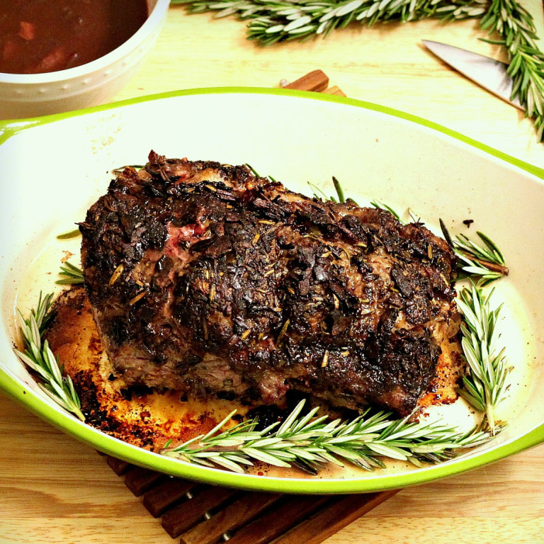 Porcini & Rosemary Crusted Beef Tenderloin with Porcini Port Sauce 
