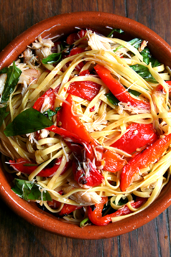 Linguine with Roasted Red peppers, Crab meat & Basil 
