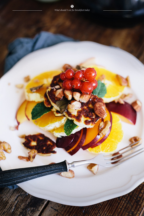 Fried Haloumi with Fruit Salad, Nuts and Herbs