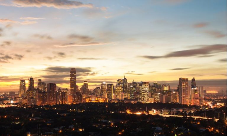 Manila City - Evening View - Things to Do in Manila - Featured Image
