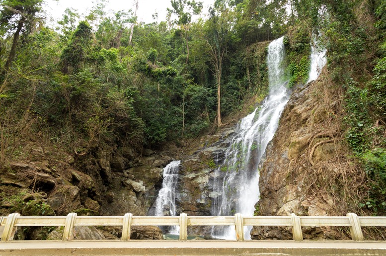 Tamaraw falls, Mindoro island, Philippines